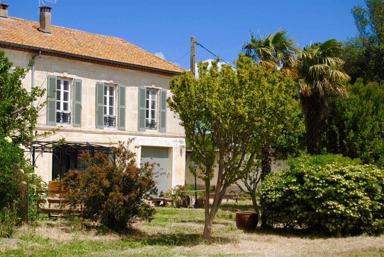 Le Mas Marguerite Arles Bagian luar foto