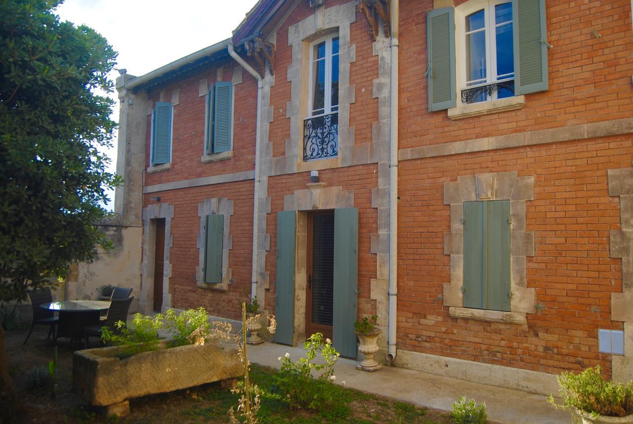 Le Mas Marguerite Arles Bagian luar foto